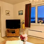 Salmon Lofoten Лекнес